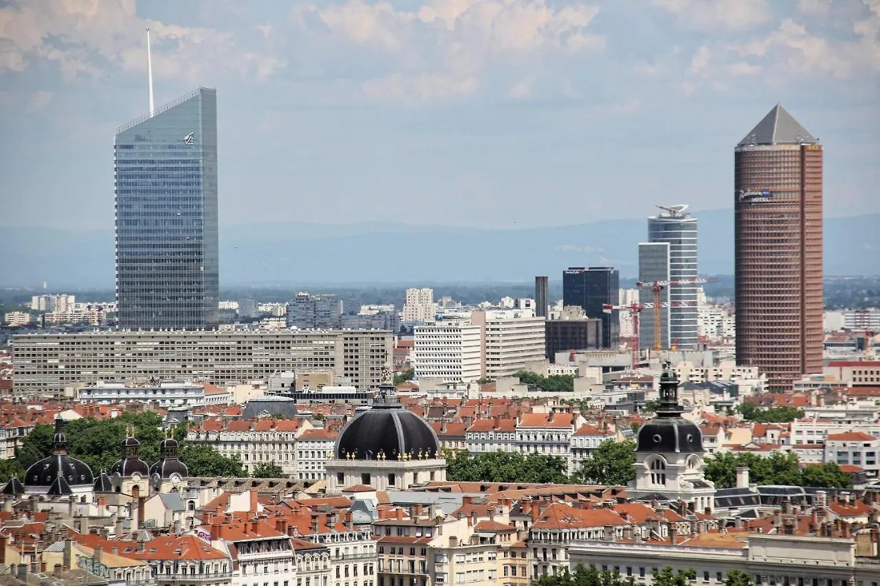 Nocnoc - Le Michelangelo Apartment Lyon 0*,  France